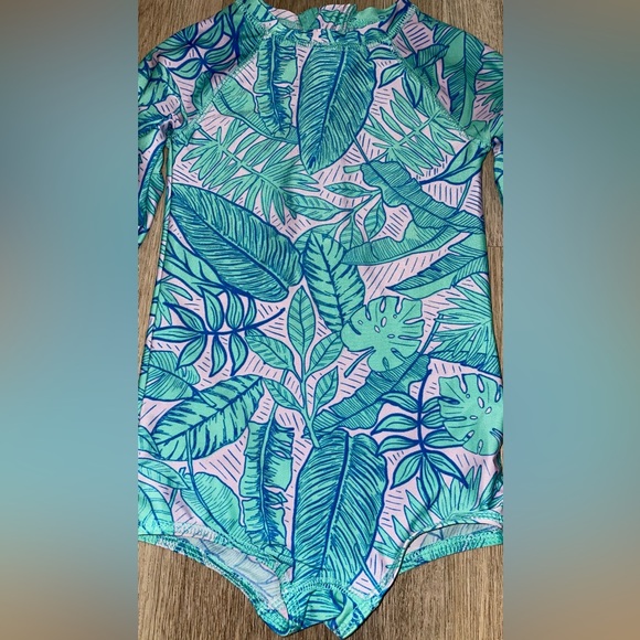 Cat and Jack One Piece Swimsuit, Tropical Print in 2T - Picture 3 of 7